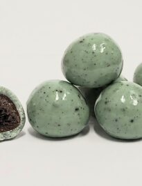 Mint Chocolate Cookie Crunch Bites