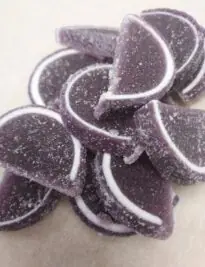 Large jelly slices purple in color with a white rind