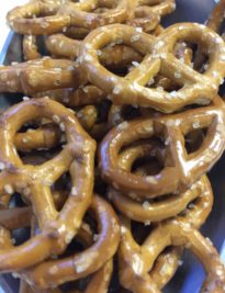 Pretzels, Mini