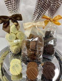 Wrapped Mini Chocolate Oreos with a bow