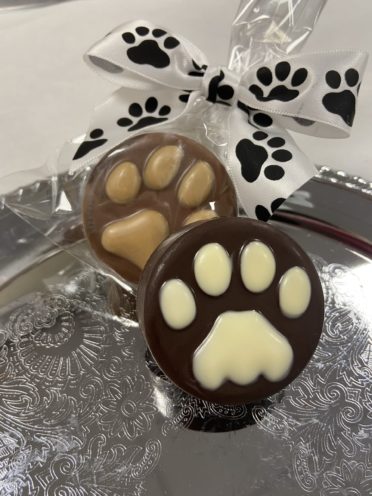 Chocolate Covered Oreo® (Paw)
