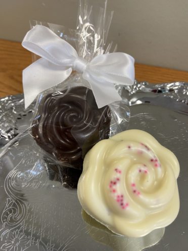 White and dark chocolate covered oreo rose